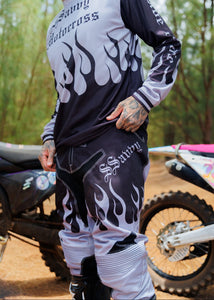 Men's Grey & Black Pants